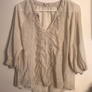 Cream 3/4 Length Sleeved Blouse w/Lace Detail